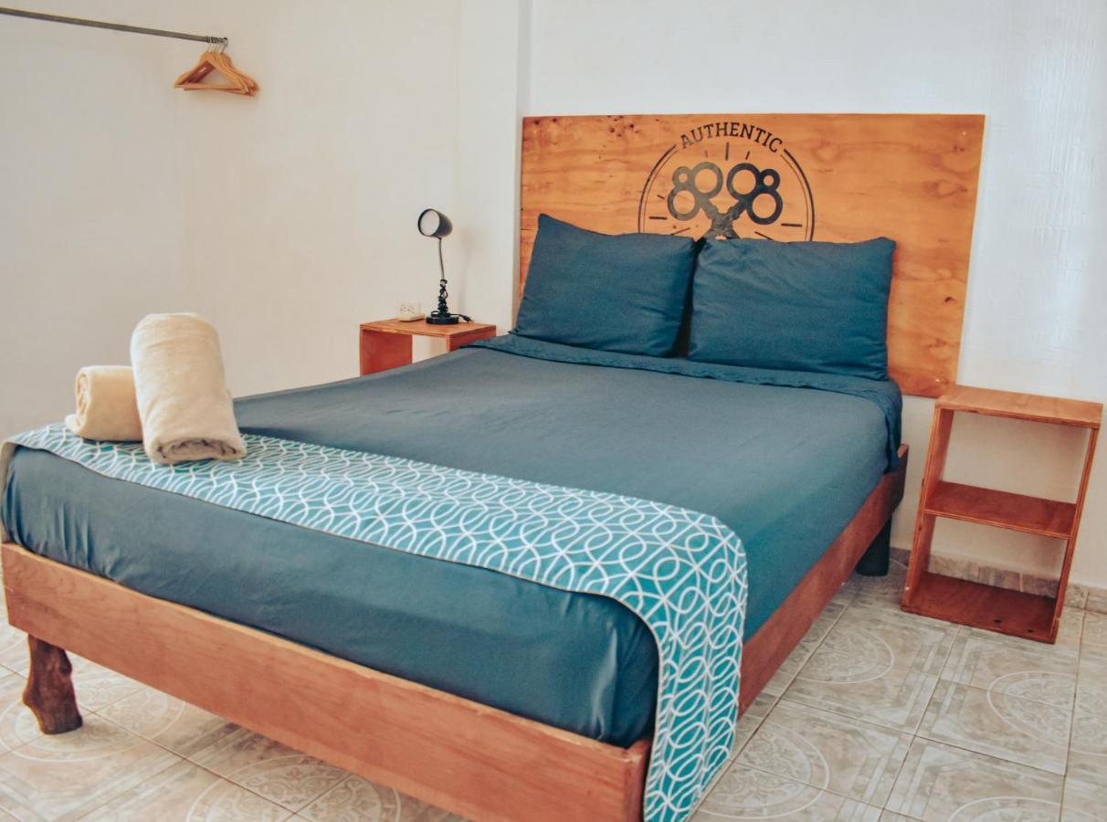 Les Trois Singes - Friendly Hostel Ісла-Мухерес Екстер'єр фото