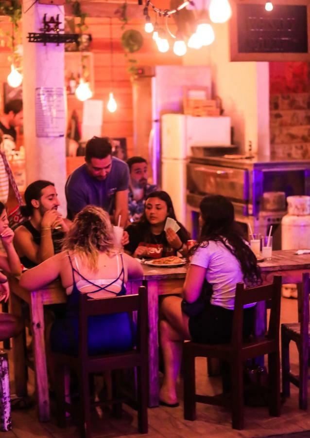 Les Trois Singes - Friendly Hostel Ісла-Мухерес Екстер'єр фото