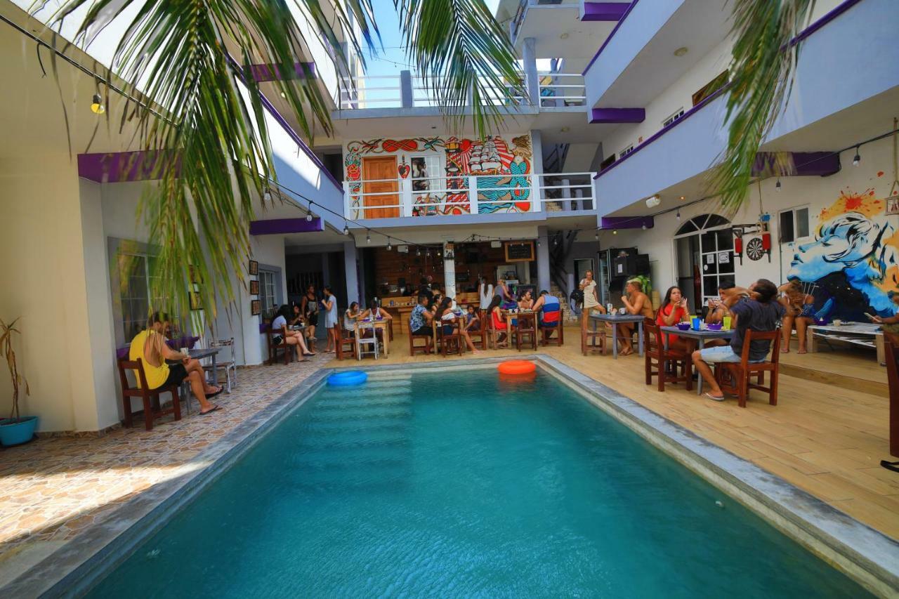 Les Trois Singes - Friendly Hostel Ісла-Мухерес Екстер'єр фото